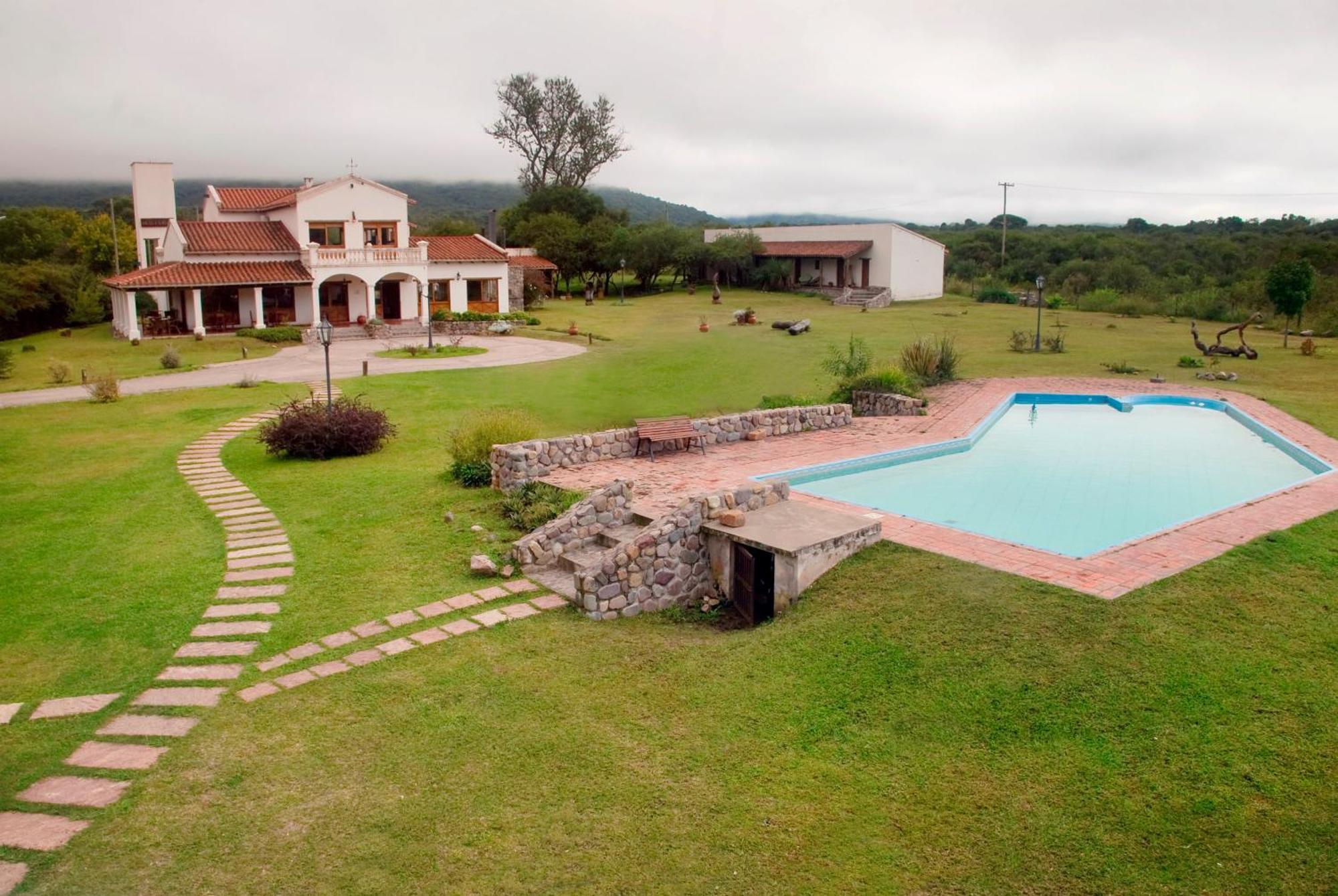 Hosteria La Caldera Bagian luar foto